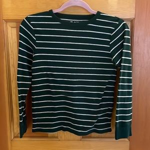 Children’s Place Boys long sleeve waffle size M 7/8